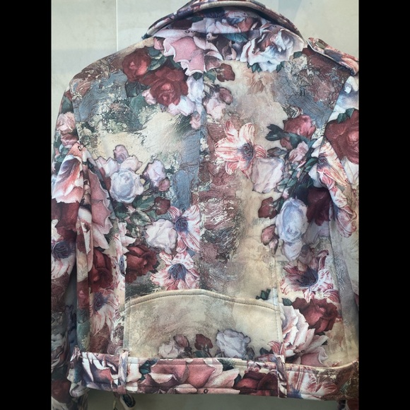 Romantic Zara Motorcycle Jacket - Picture 3 of 4